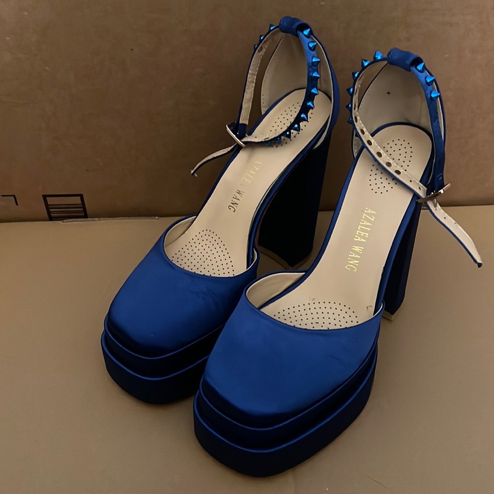 Royal blue platform heels